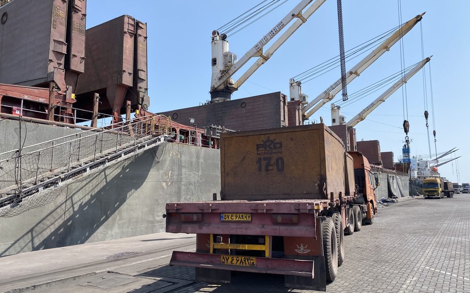 Port loading operations